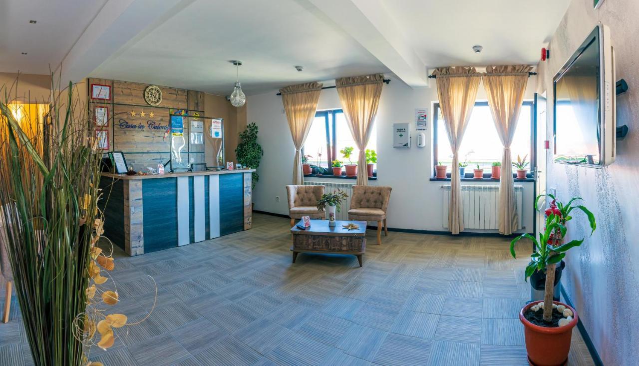 Готель Casa In Culori Вама-Веке Екстер'єр фото
